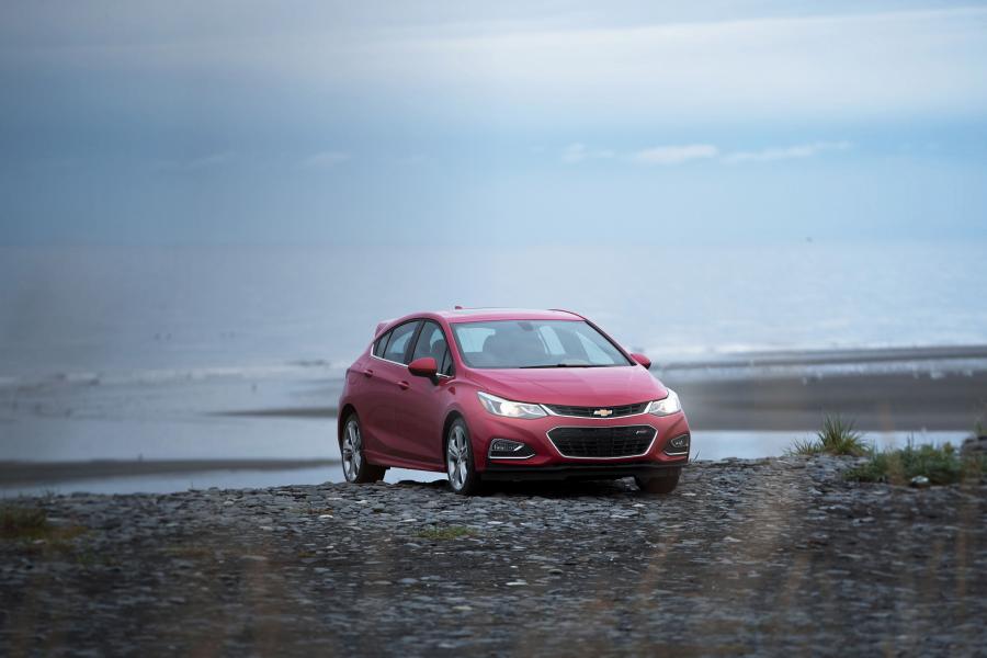  Chevrolet Cruze Hatch RS Diesel 2017 года  (NA) (фото 1 из 16)